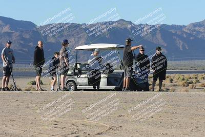 media/Oct-30-2025-Racers Edge (Thu) [[dabbdaf680]]/1-Around the Pits- Track Walk/